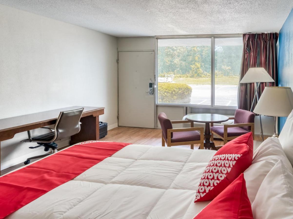 Oyo Hotel Battleboro Extérieur photo